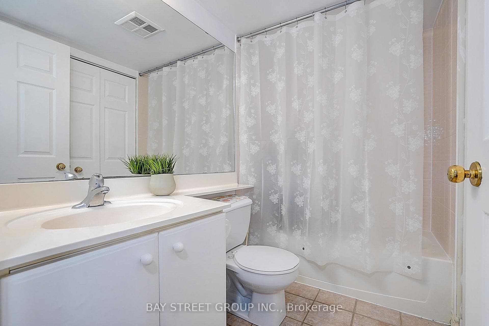 5039 Finch Avenue Unit 709 photo 22