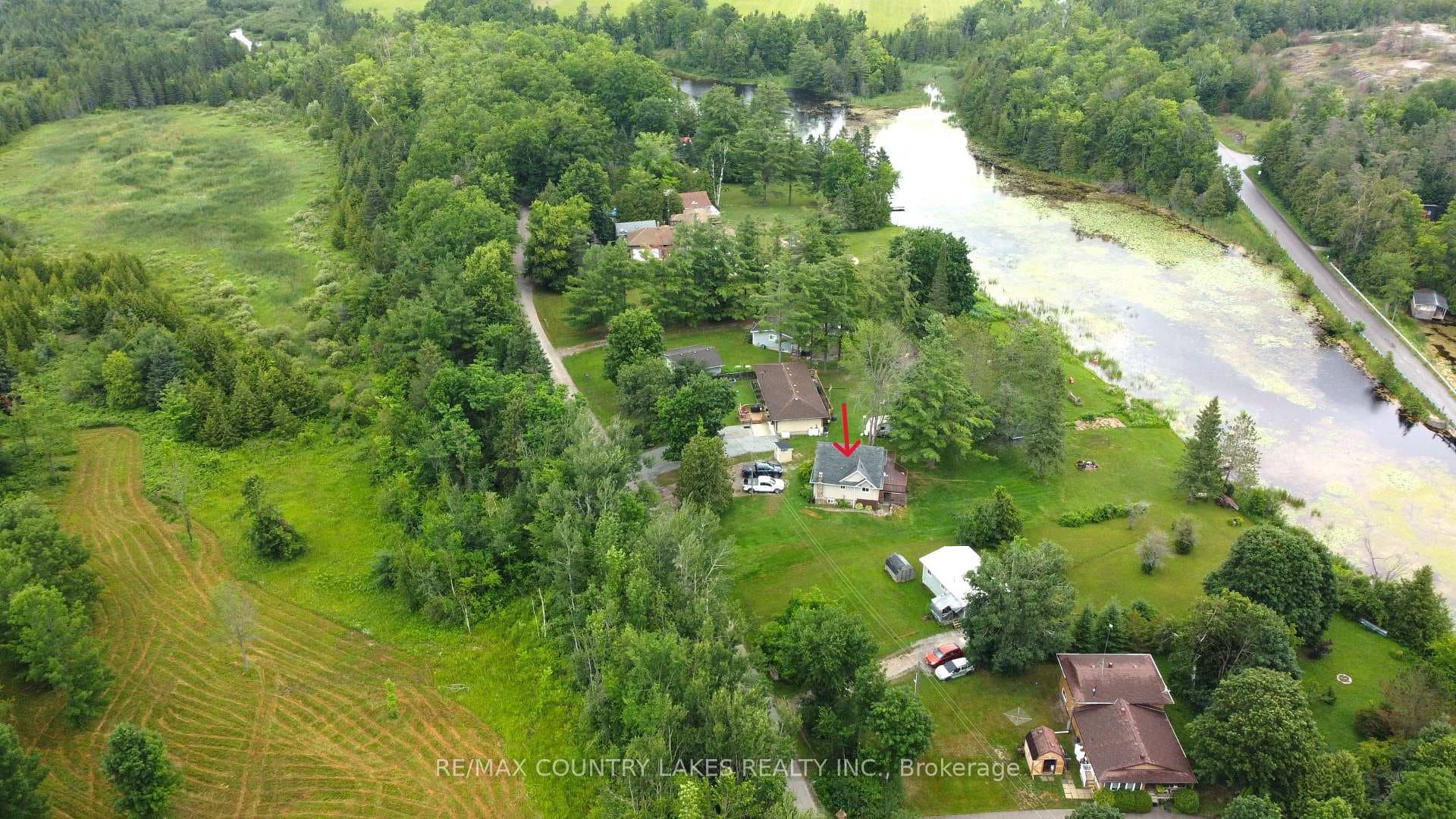 16 Hummingbird Lane photo 29