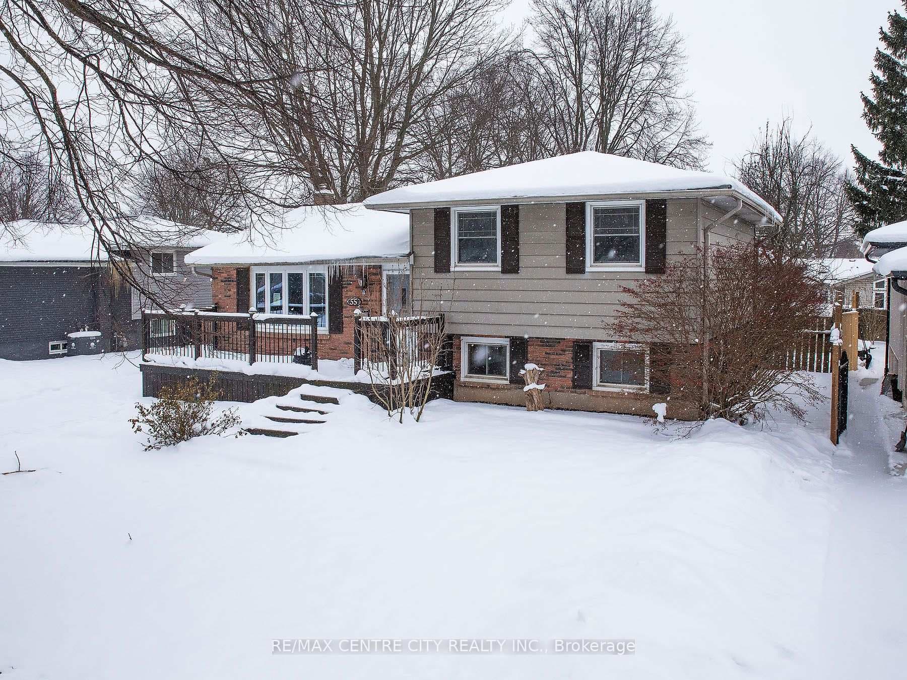 55 Mendip Crescent photo 2