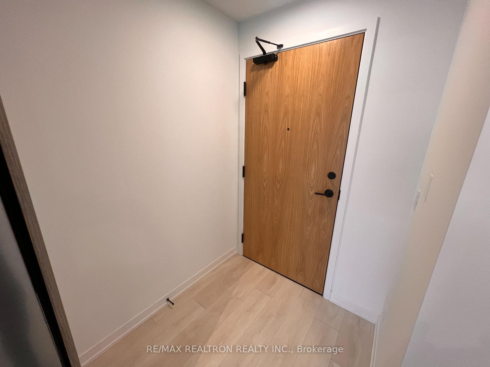 8 Beverley Glen Boulevard Unit 1207 photo 2