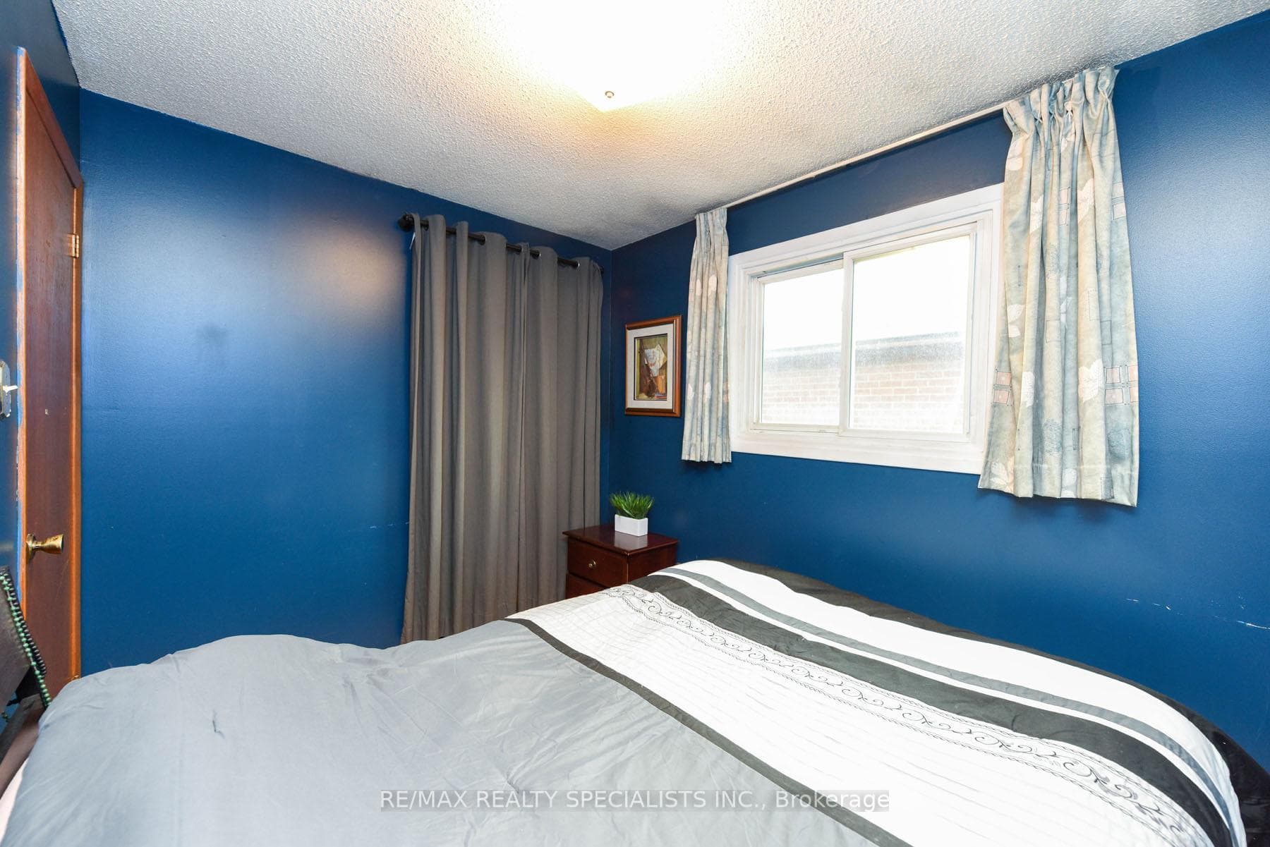 4260 Poltava Crescent photo 27