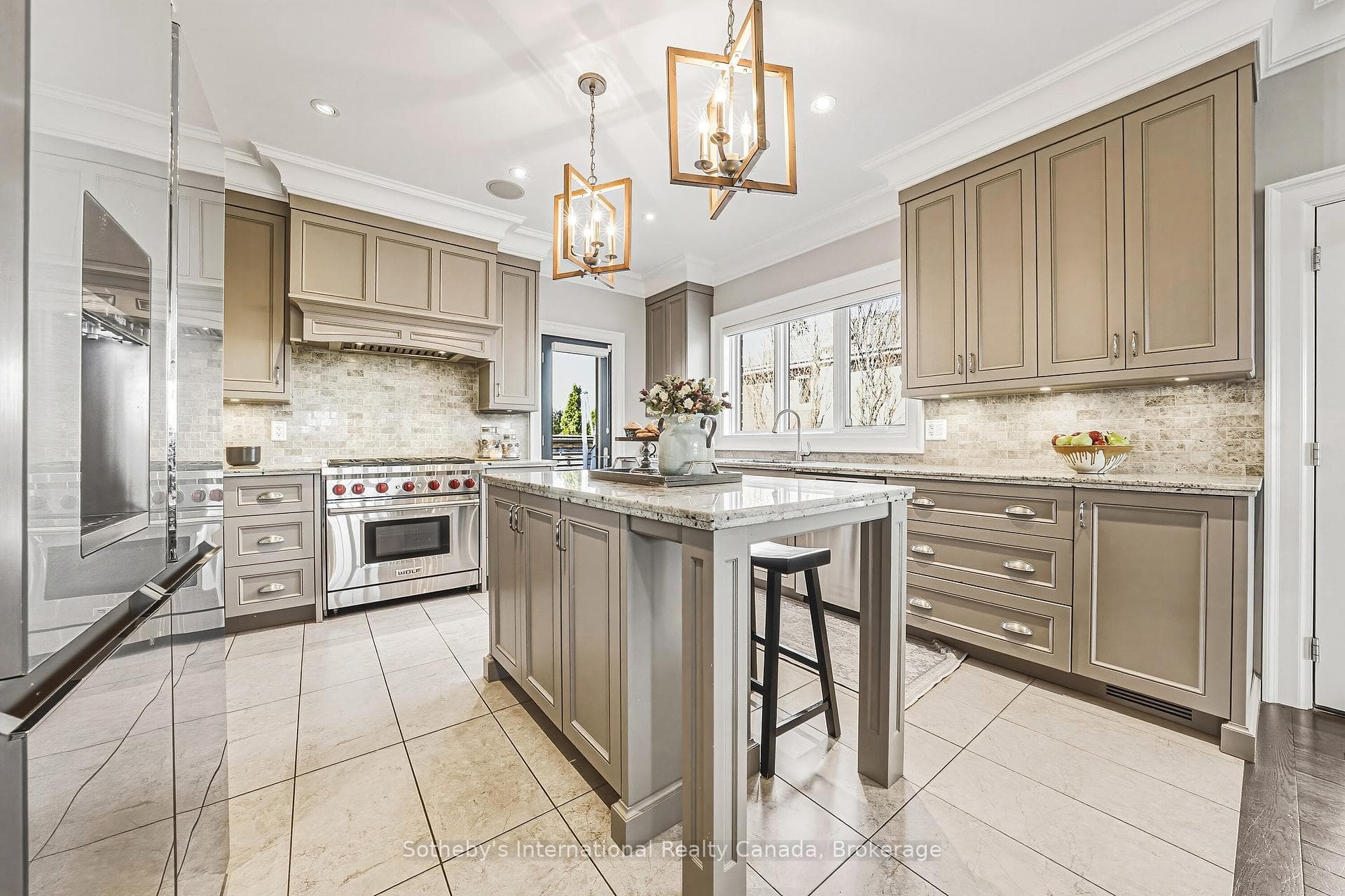 Gourmet Kitchen Alternate