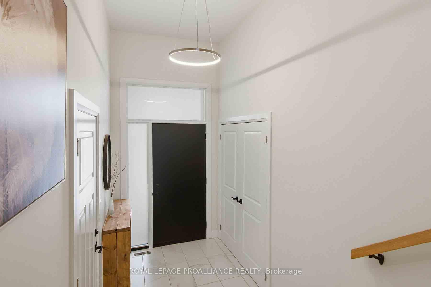 39 Schmidt Way photo 2