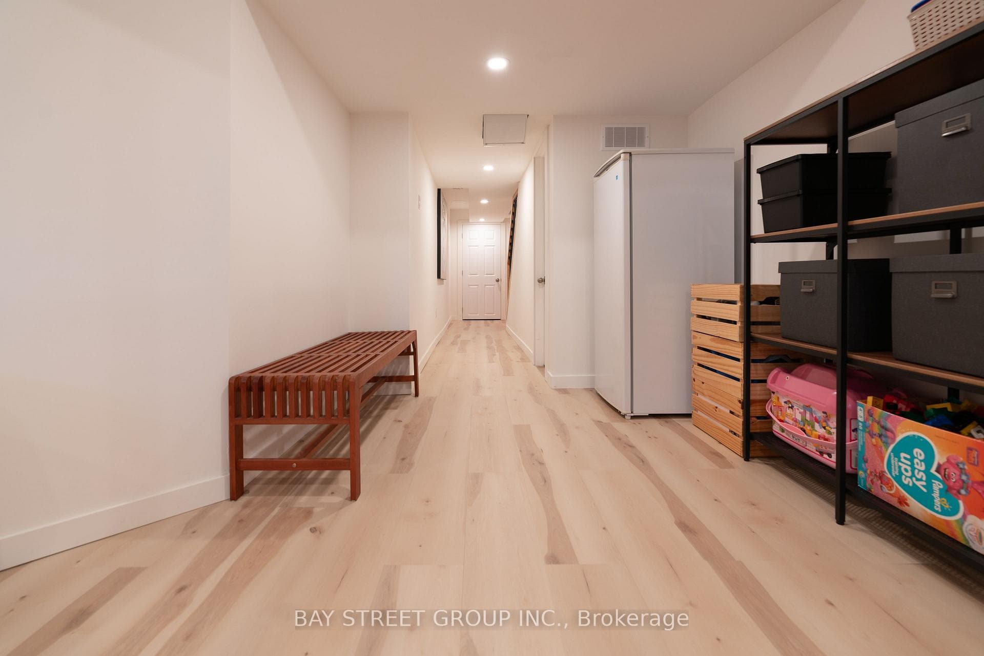 28 Tara Crescent photo 29