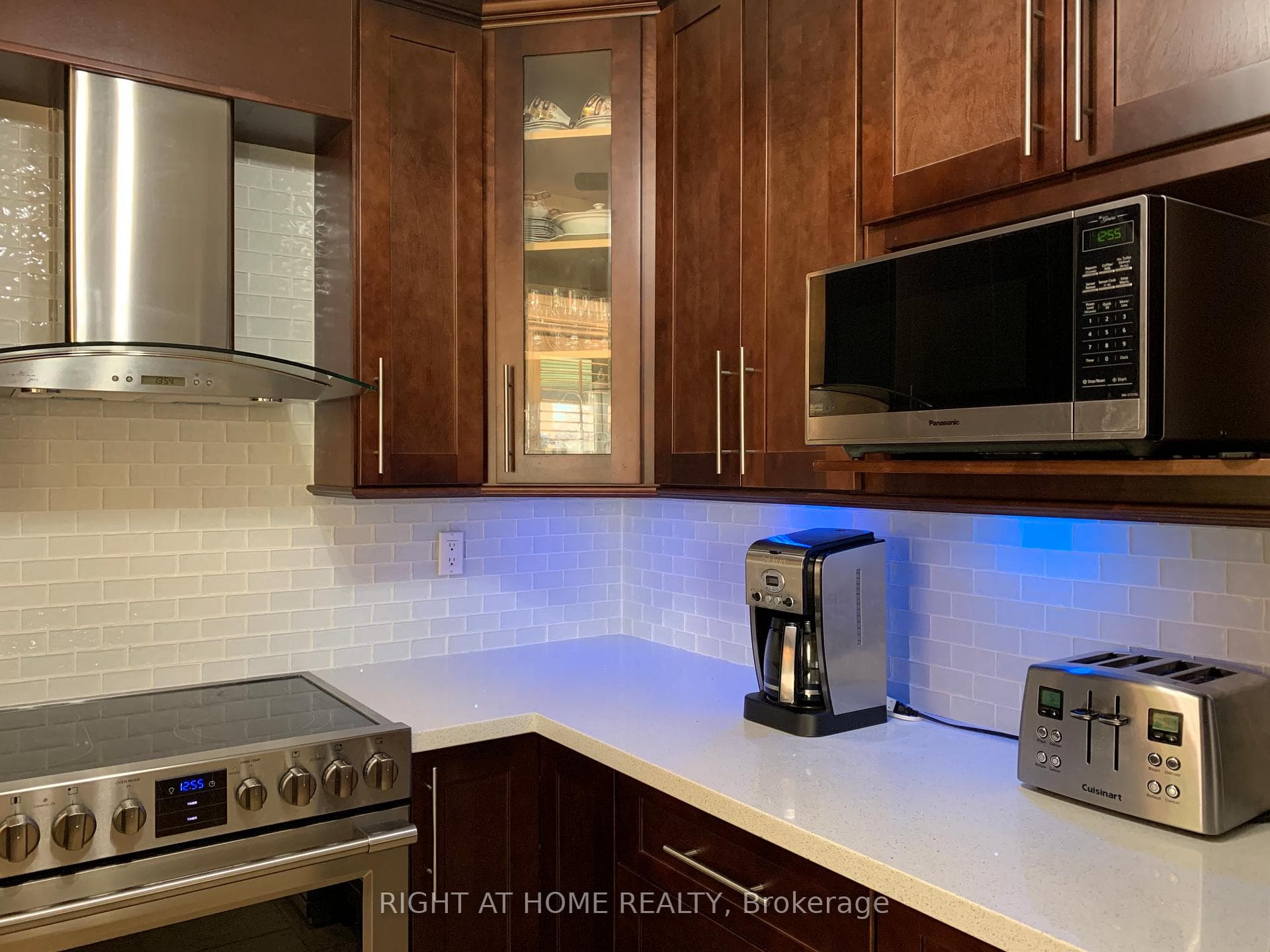 27 Thicketwood Boulevard photo 29