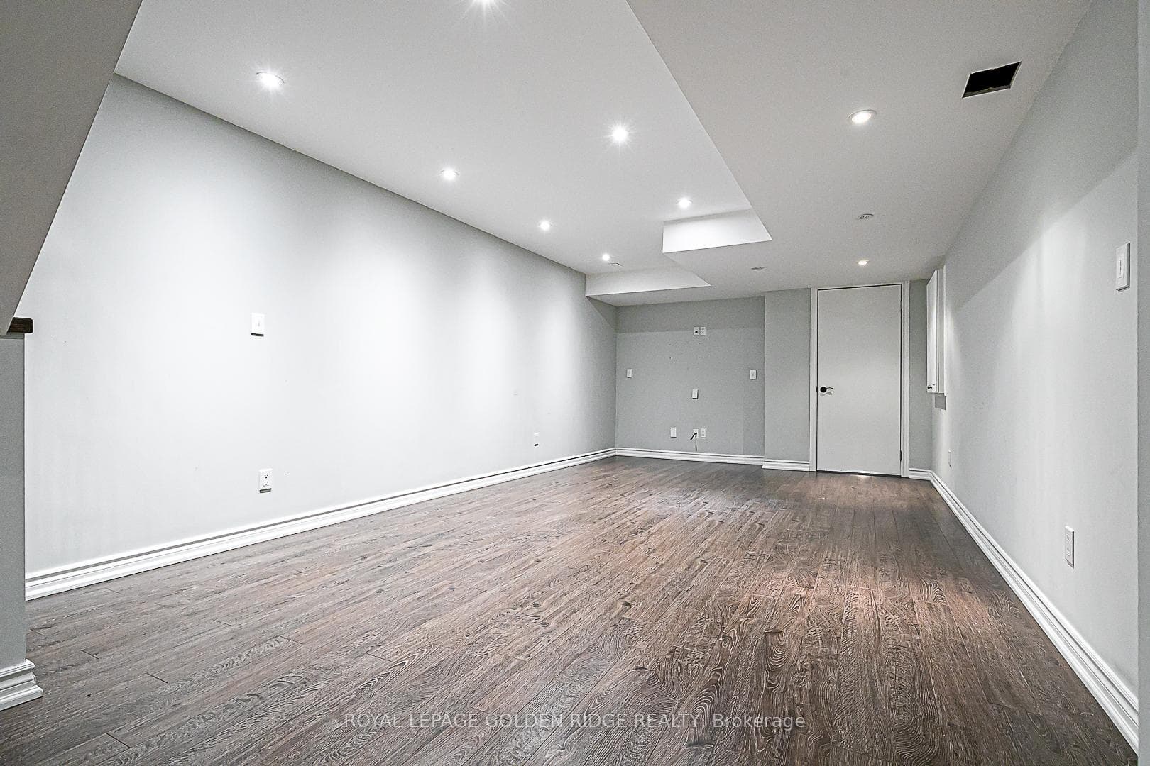 61 Brock Avenue photo 22