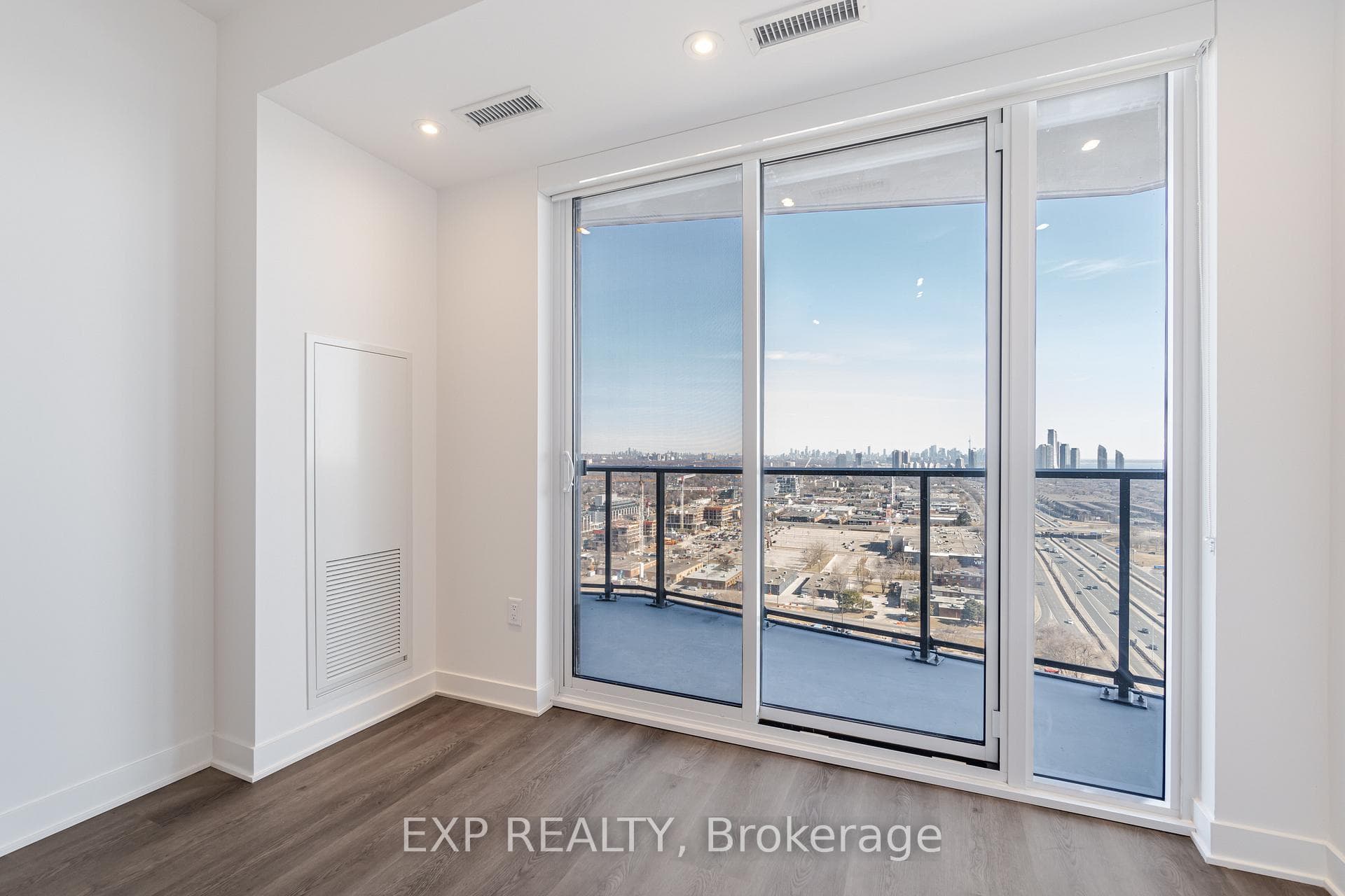 36 Zorra Street Unit 1805 photo 5