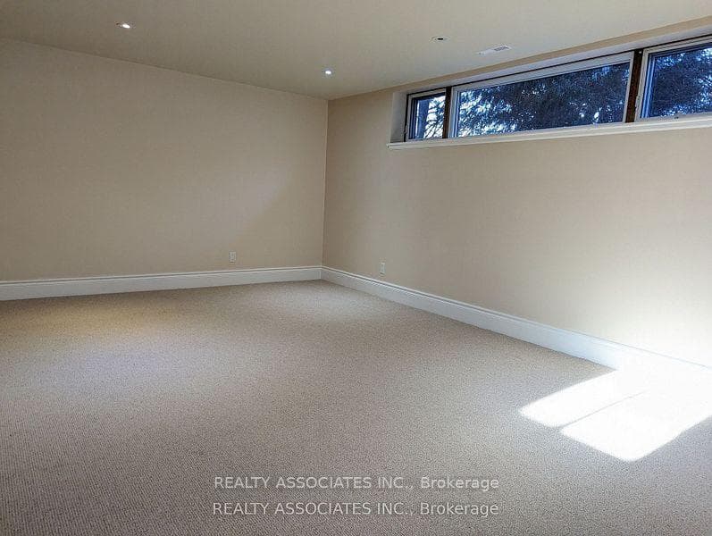 1654 Stonehaven Drive photo 30