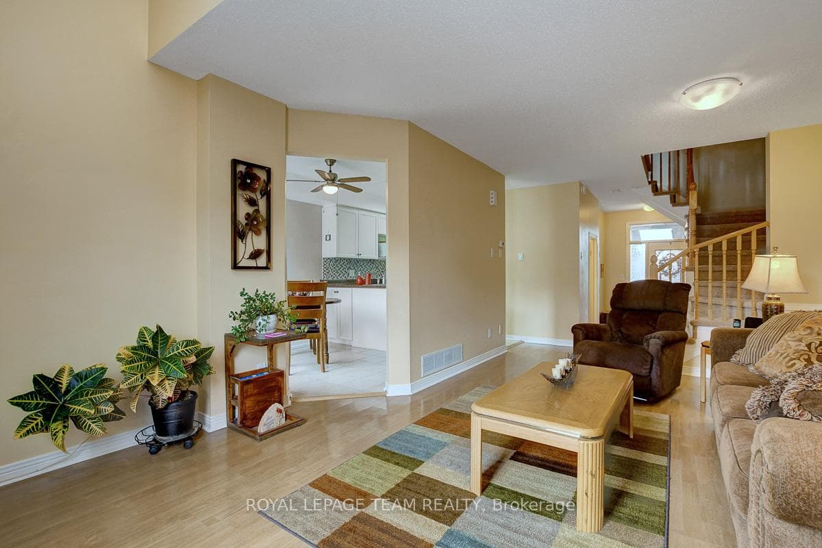 36 Bridgestone Drive photo 8