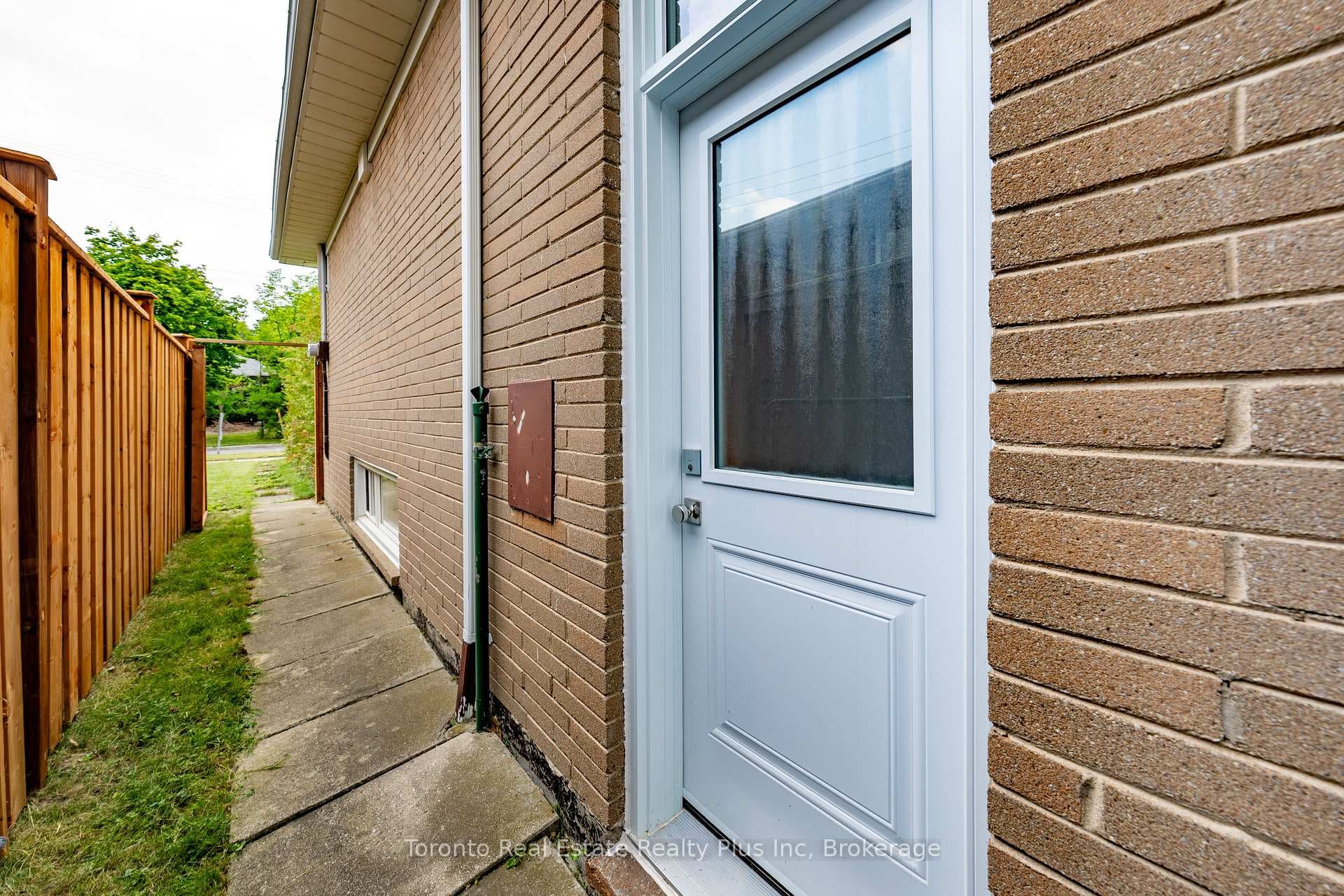 3 Blithfield Avenue photo 35