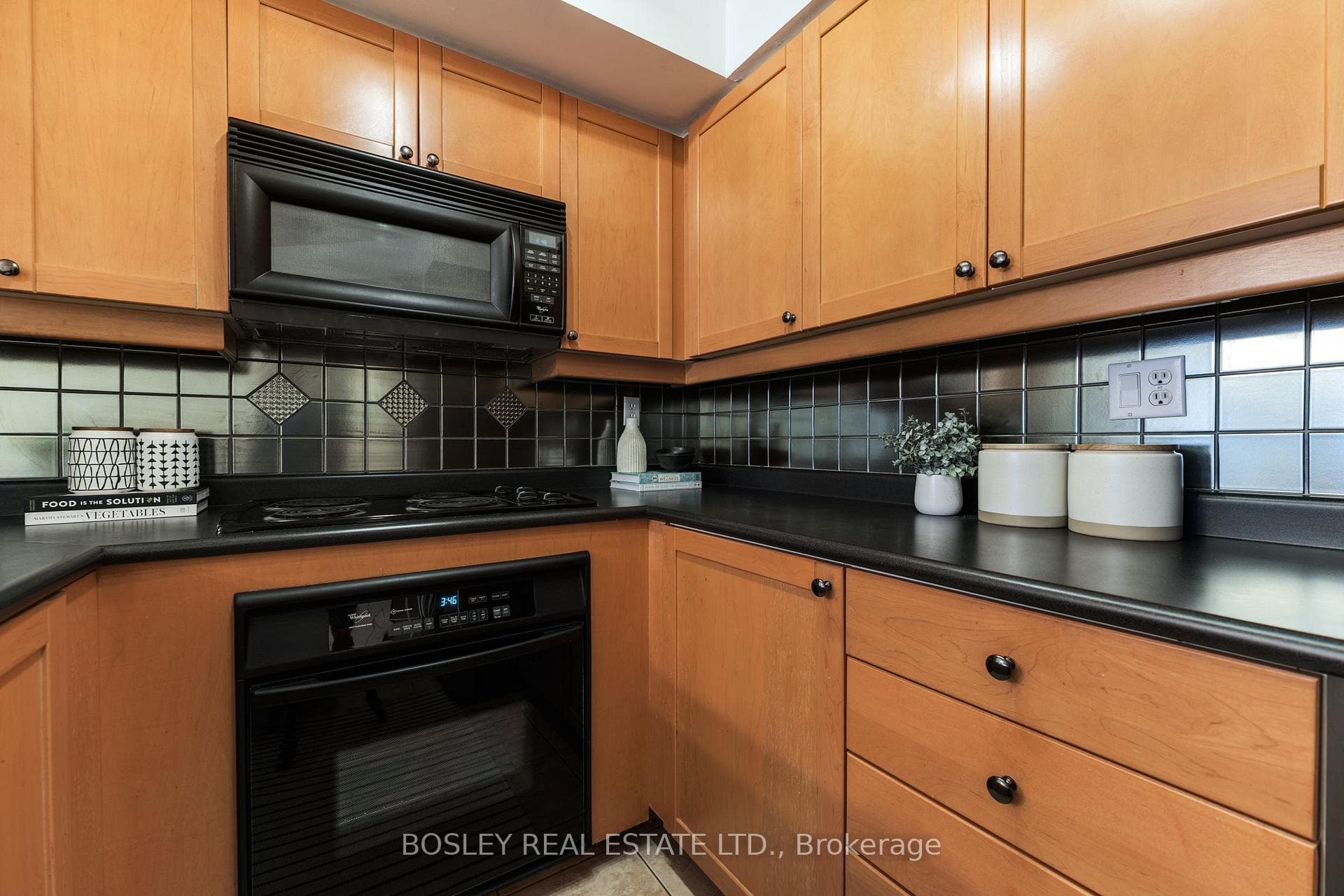 188 Redpath Avenue Unit 312 photo 13