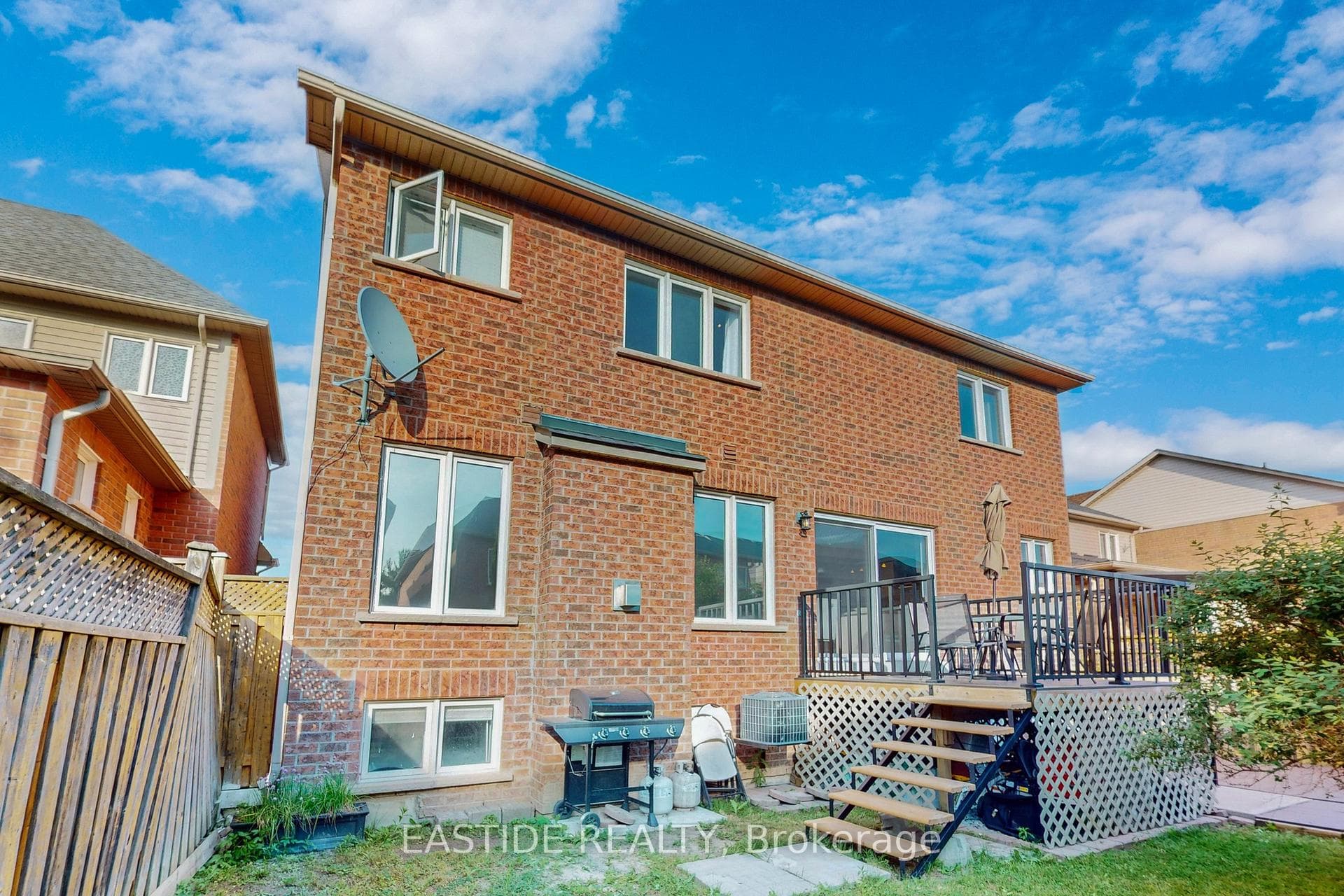 24 Rollinghill Road photo 39