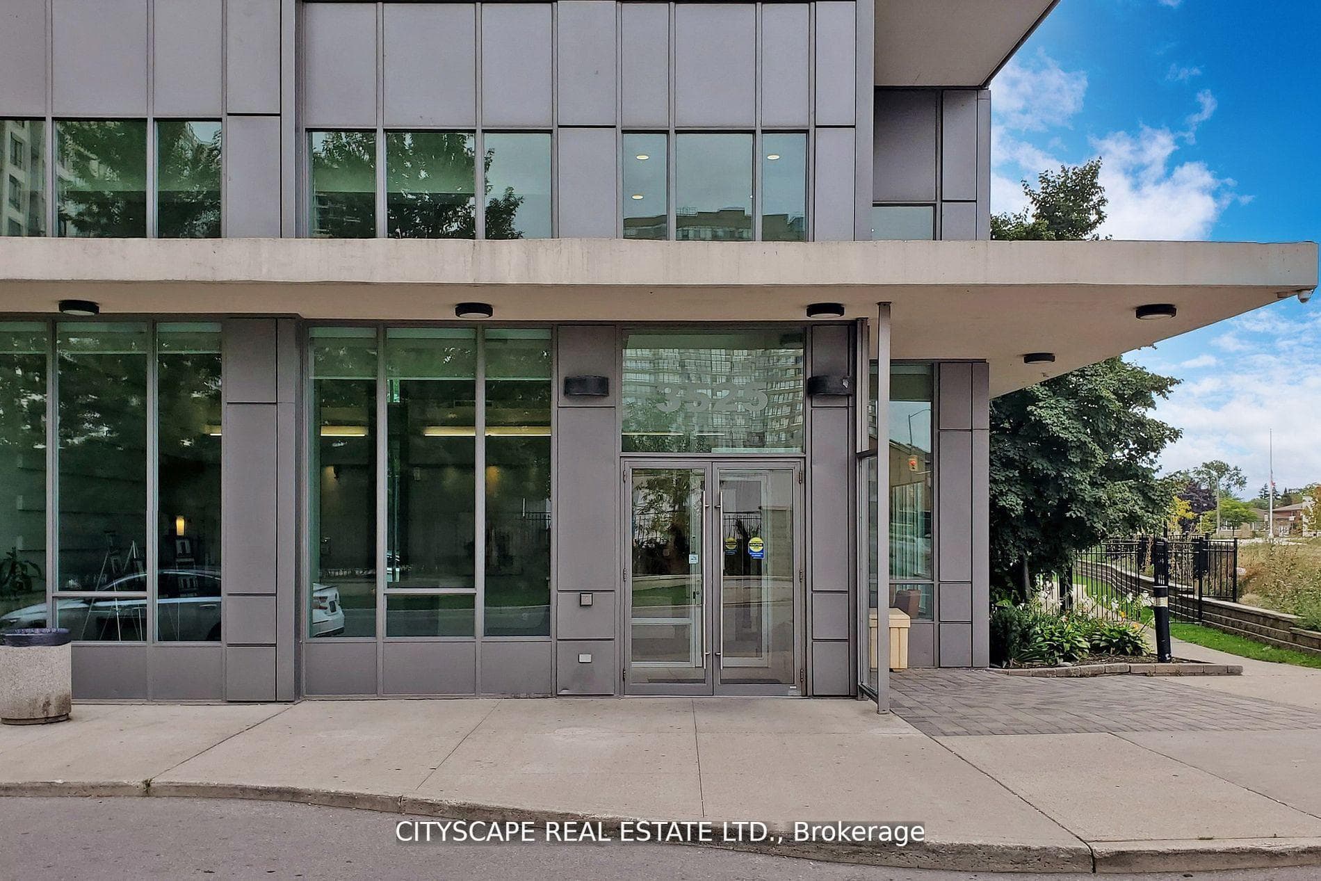 3525 Kariya Drive Unit 301 photo 3