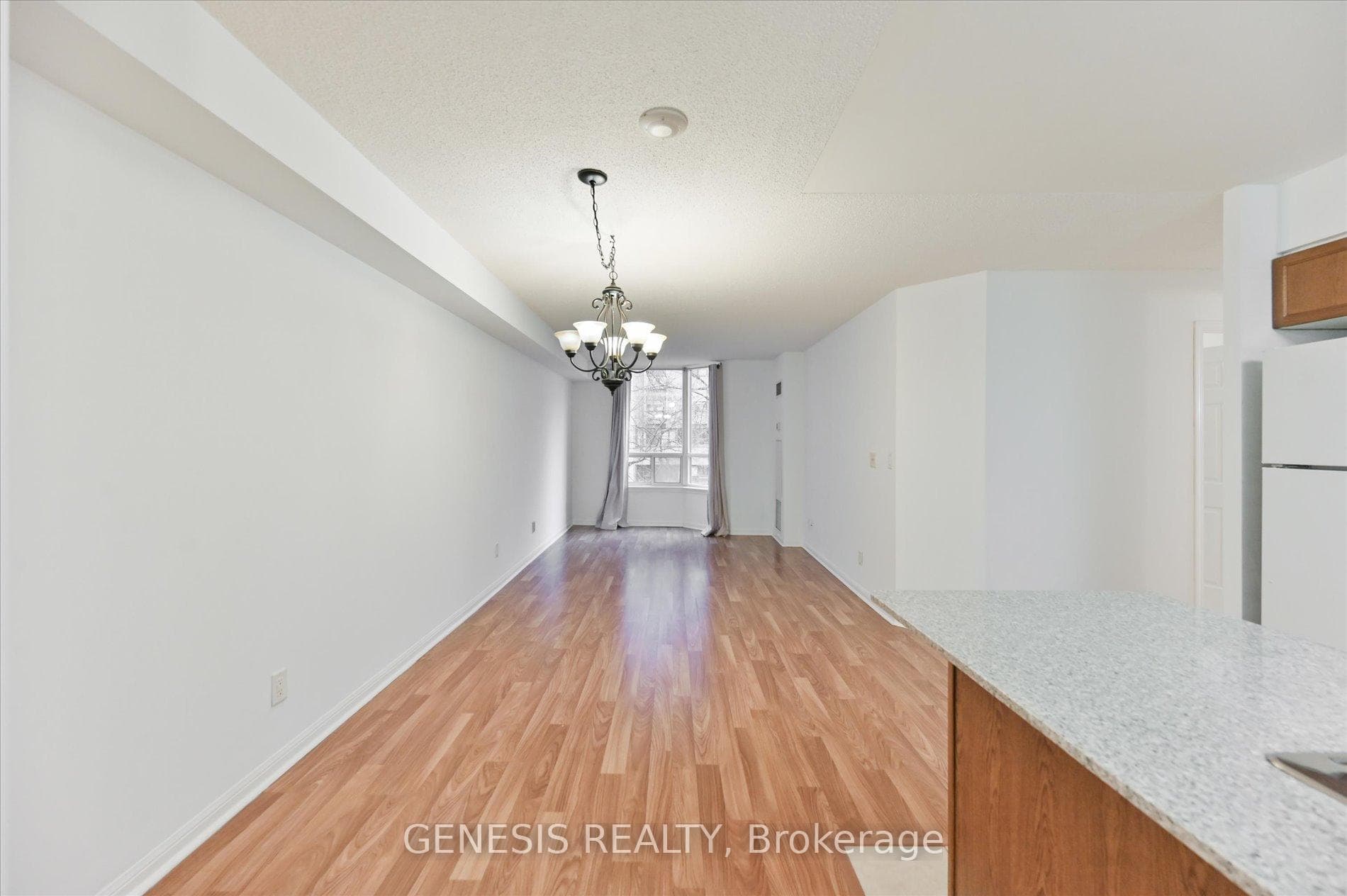 5940 Yonge Street Unit 209 photo 13