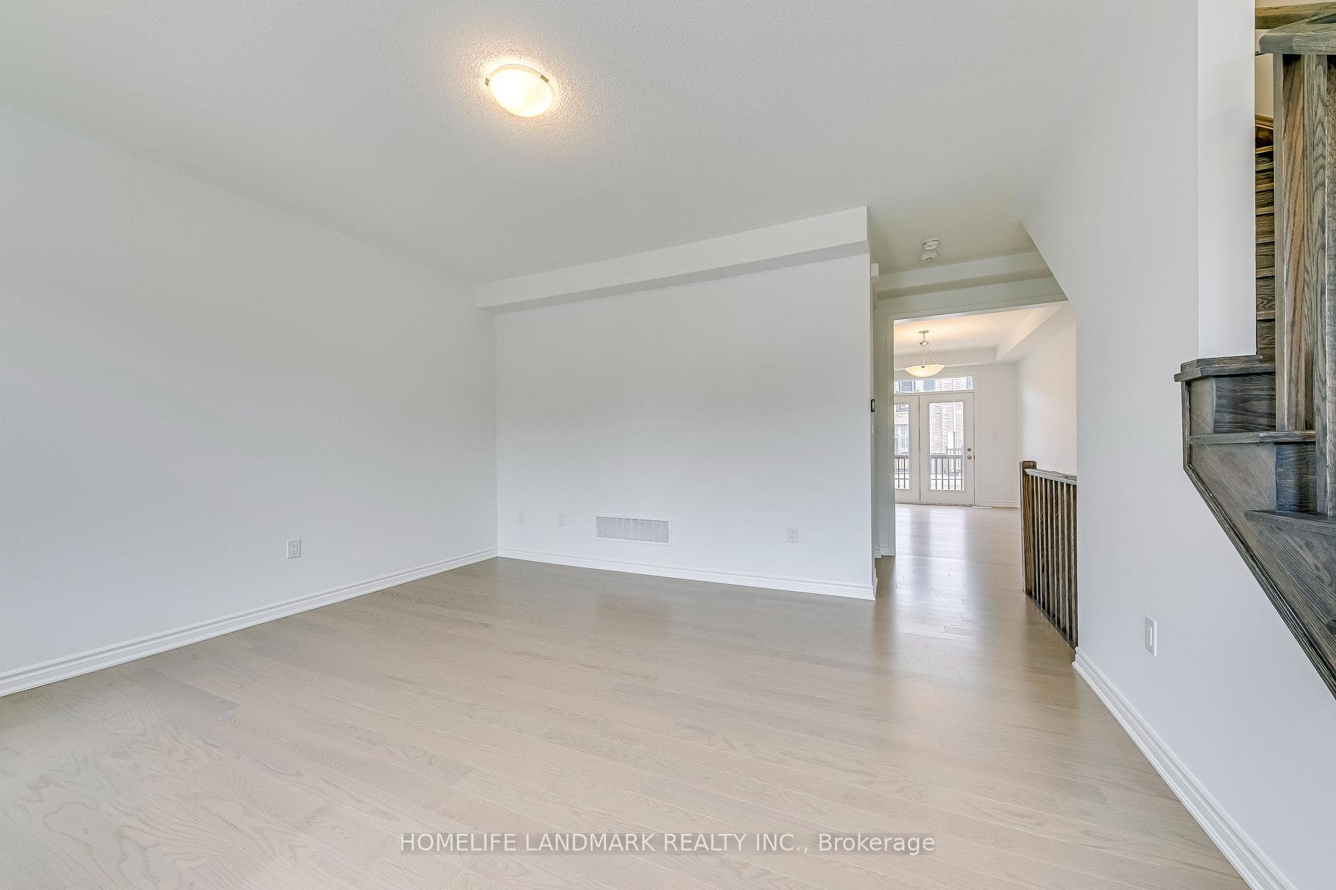 1375 Kobzar Drive photo 20
