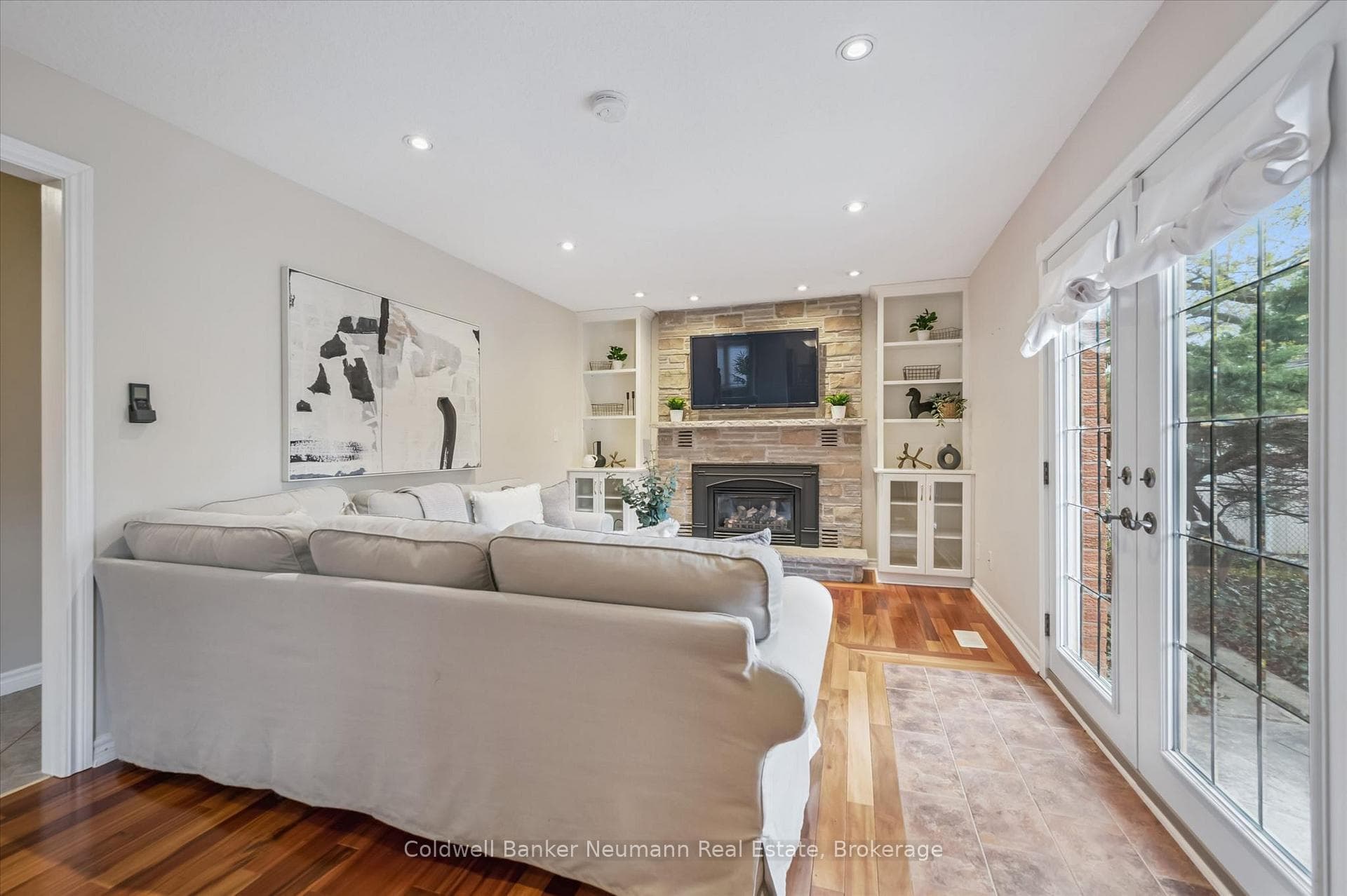 5 Ervin Crescent photo 20