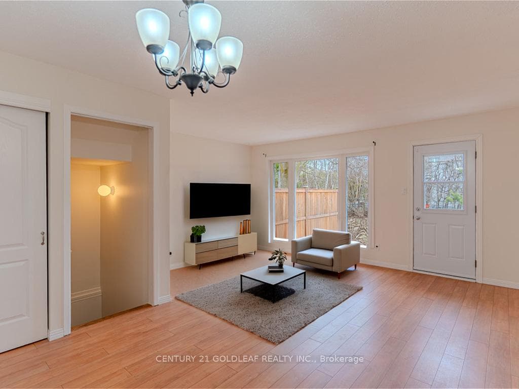 1319 Alness Court Unit 6 photo 12