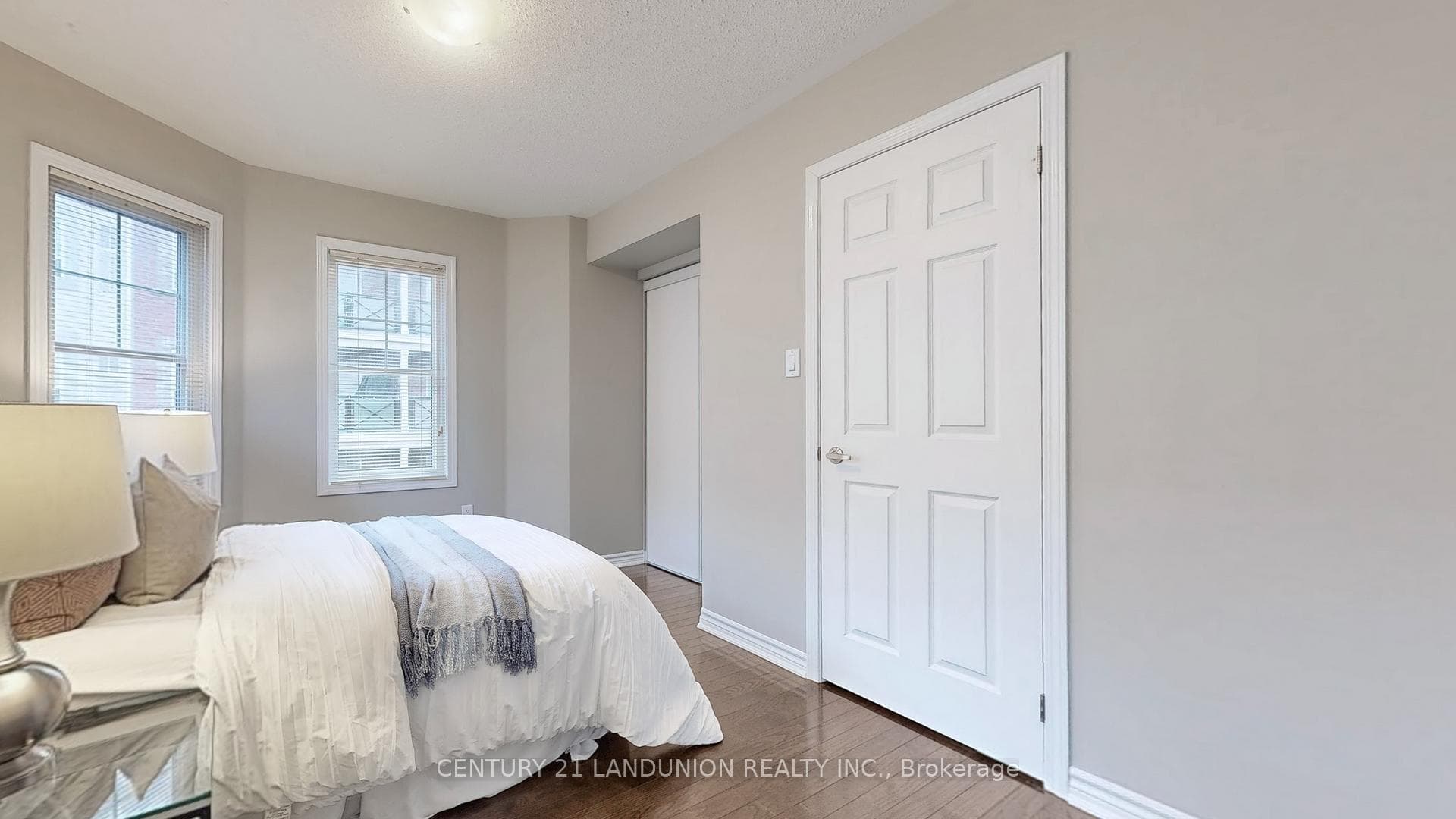 20 Mendelssohn Street Unit 7 photo 25