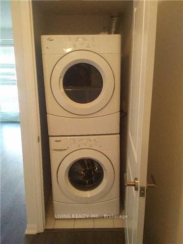 35 Bastion Street Unit 1705 photo 6