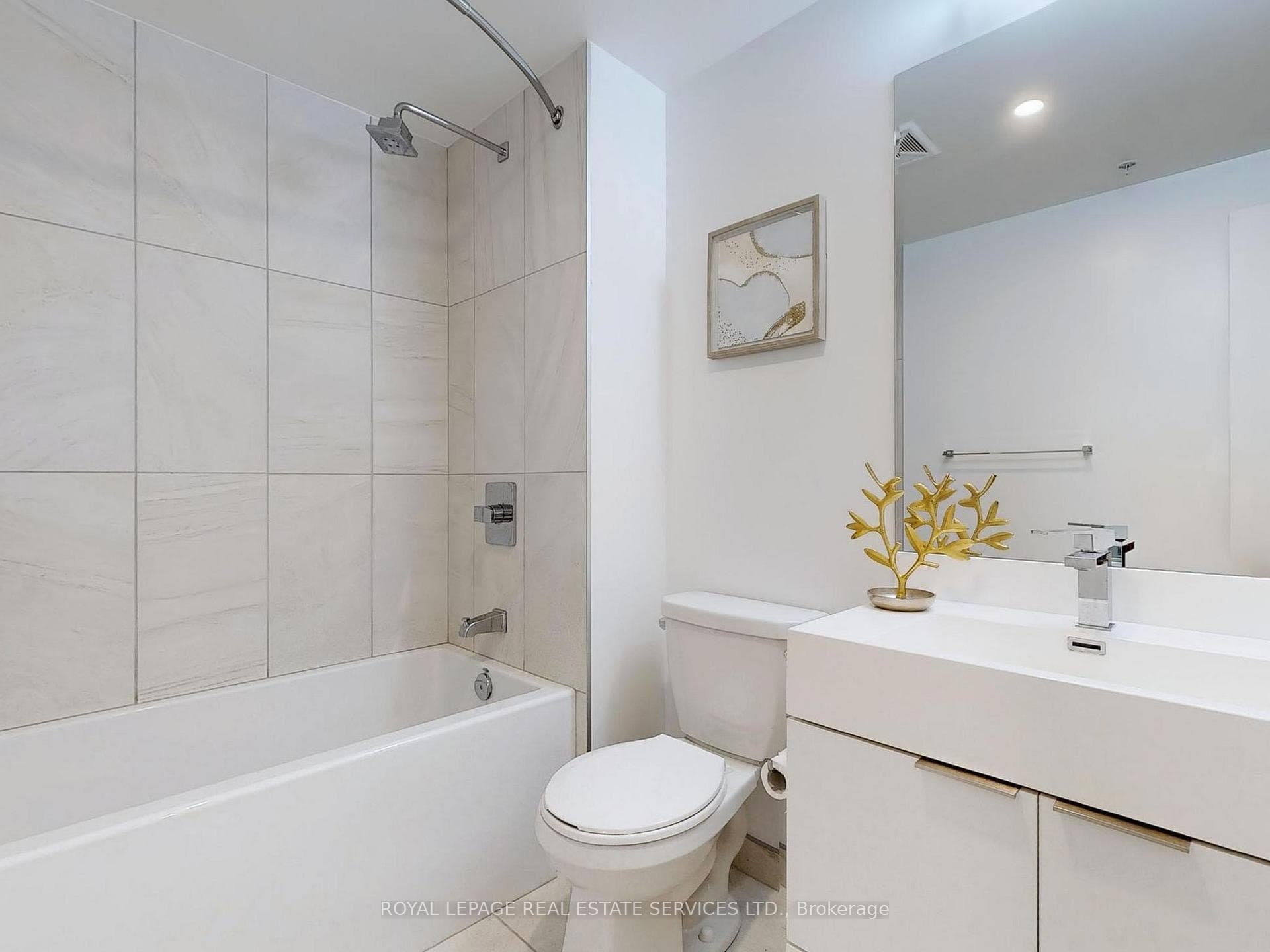 30 Samuel Wood Way Unit 1606 photo 14