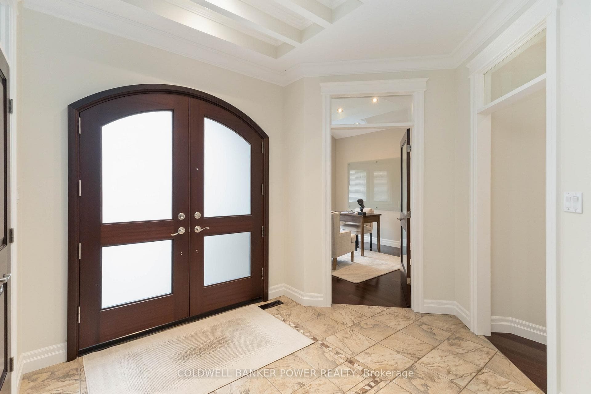 1376 Shore Road photo 5