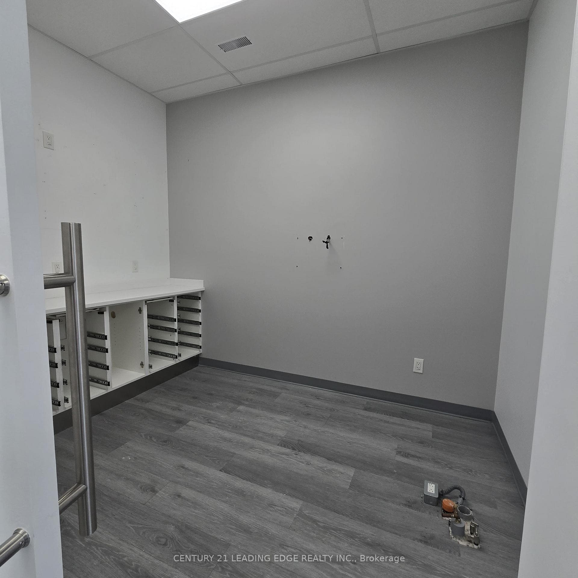 30 Dean Park Road Unit 14 photo 7