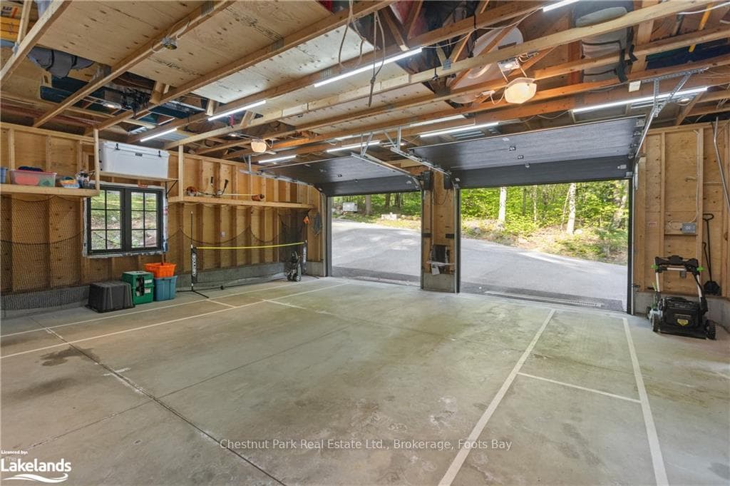 62 TALL TIMBERS Road photo 37