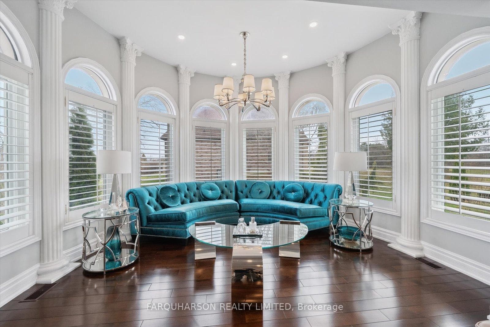 9 Raeview Drive photo 5