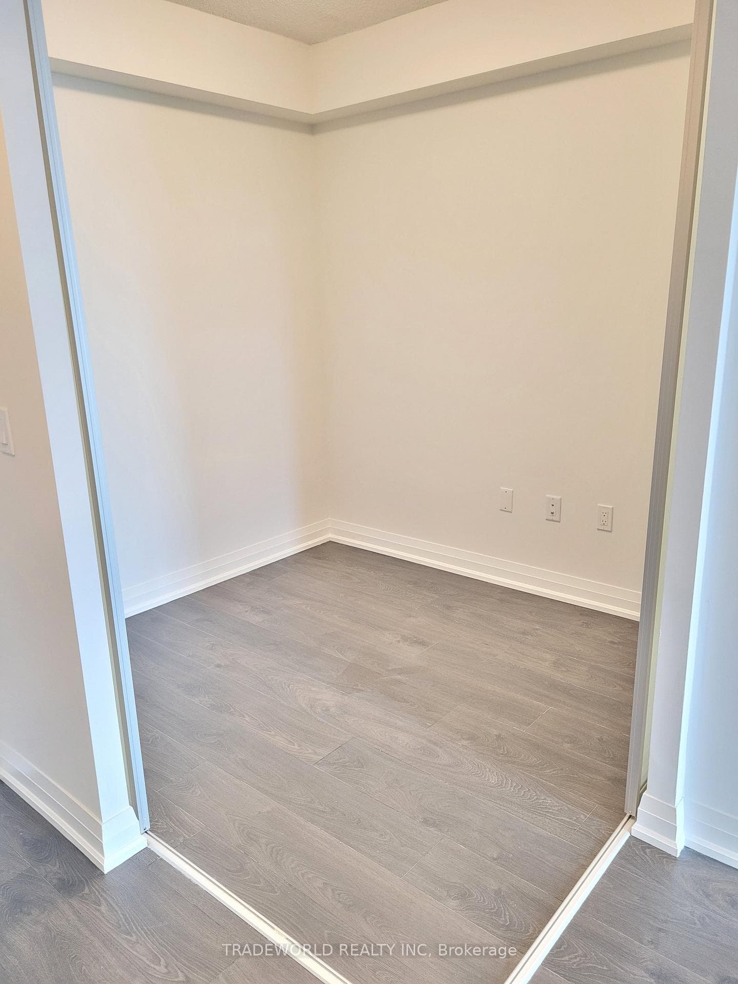 30 Gibbs Road Unit 1801 photo 21