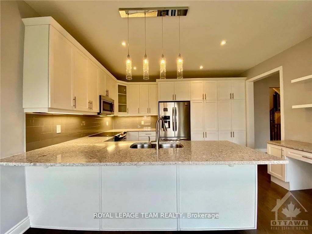 333 Meadowbreeze Drive photo 8