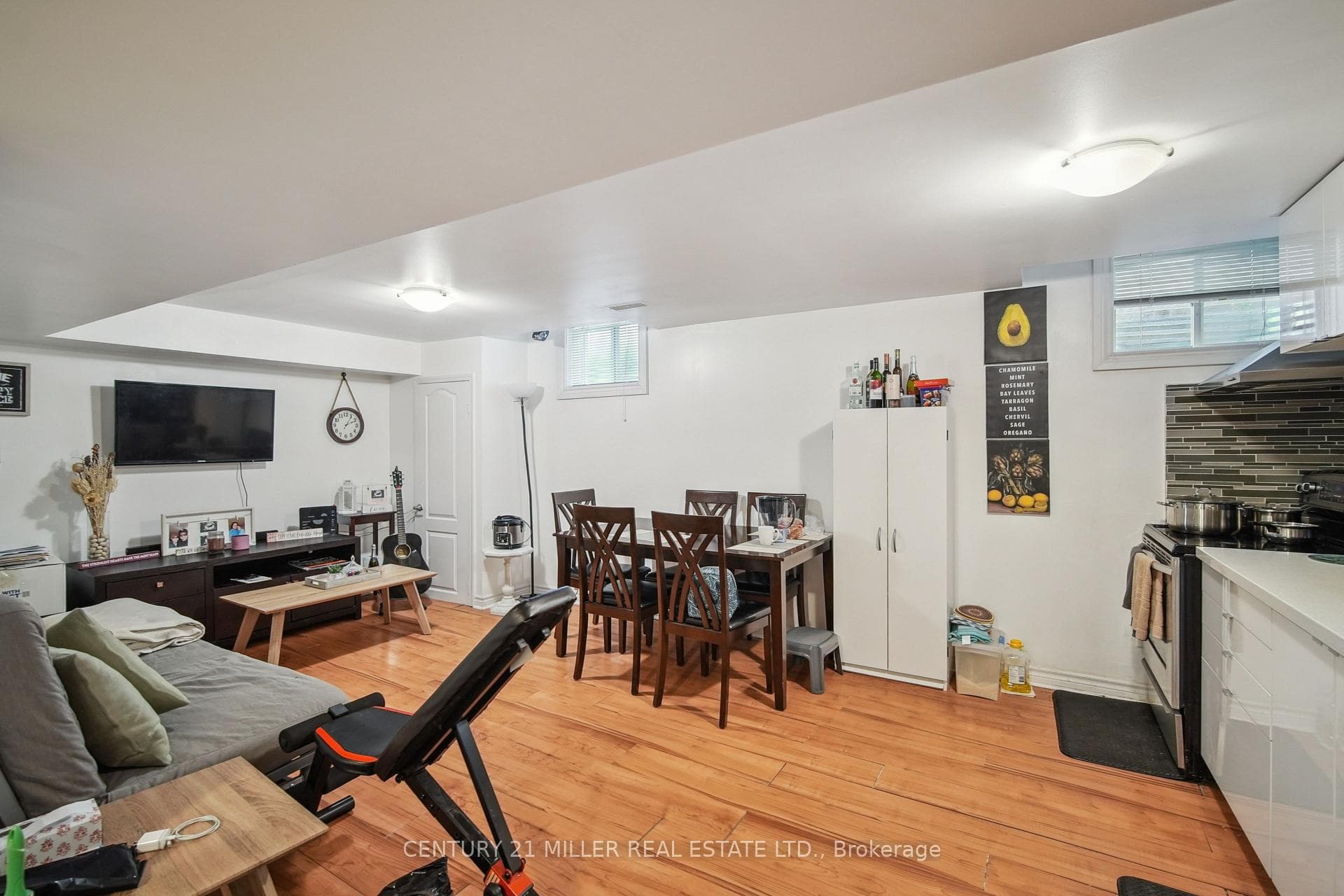 285 Mississaga Street photo 21