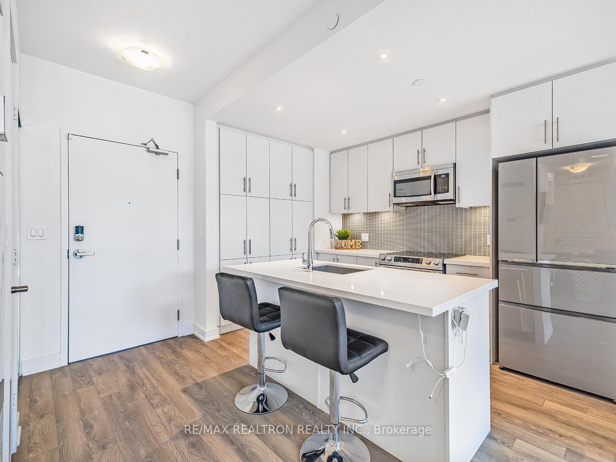 375 Sea Sea Ray Avenue Unit 202 photo 2