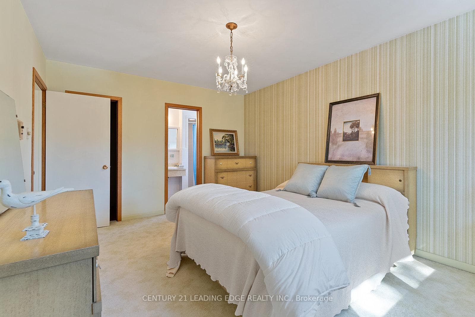 3268 Lonefeather Crescent photo 20