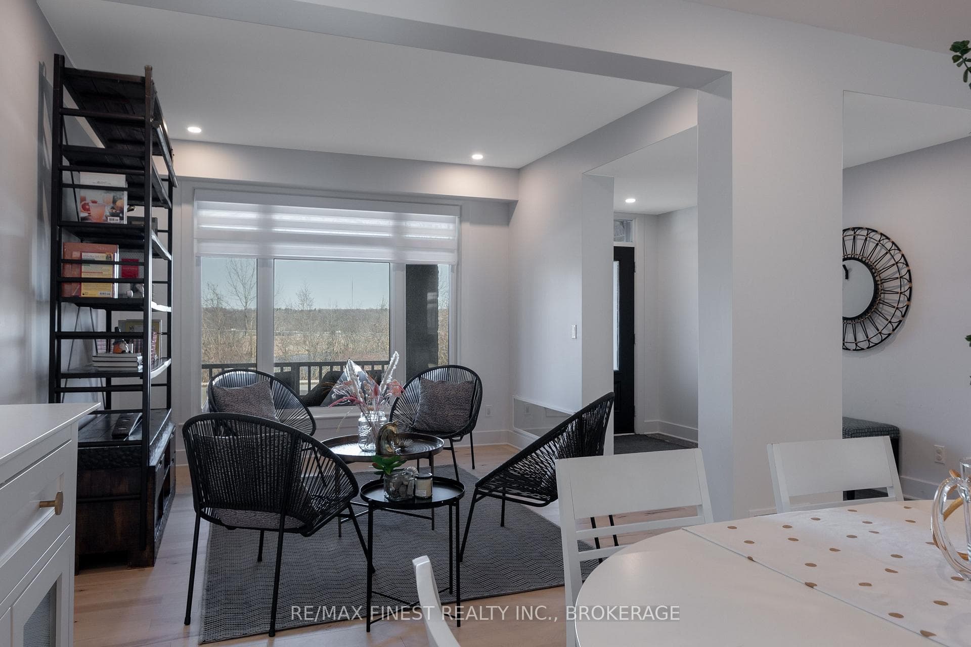 1235 Waterside Way photo 5