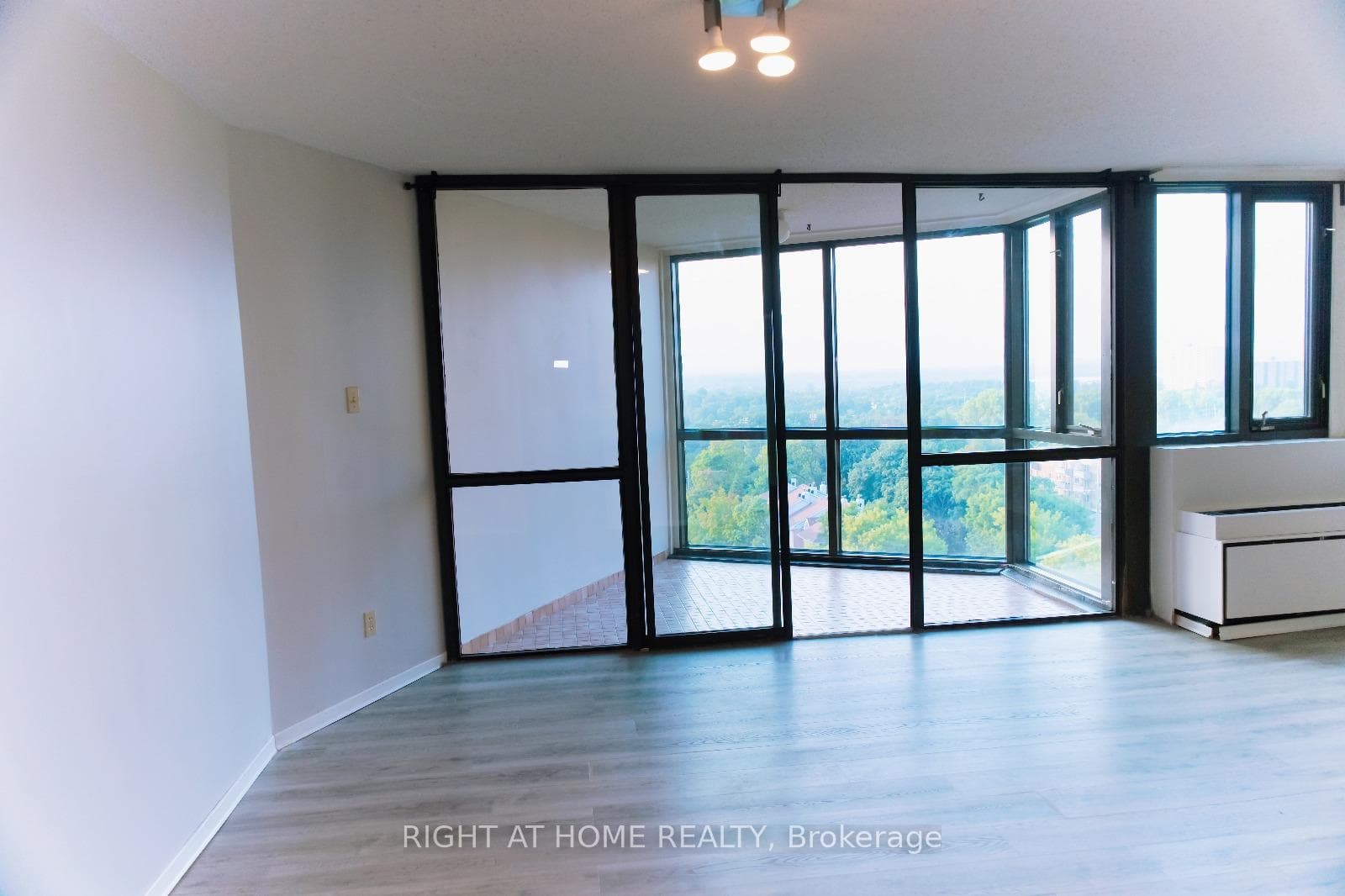 2871 Richmond Road Unit 1516 photo 9