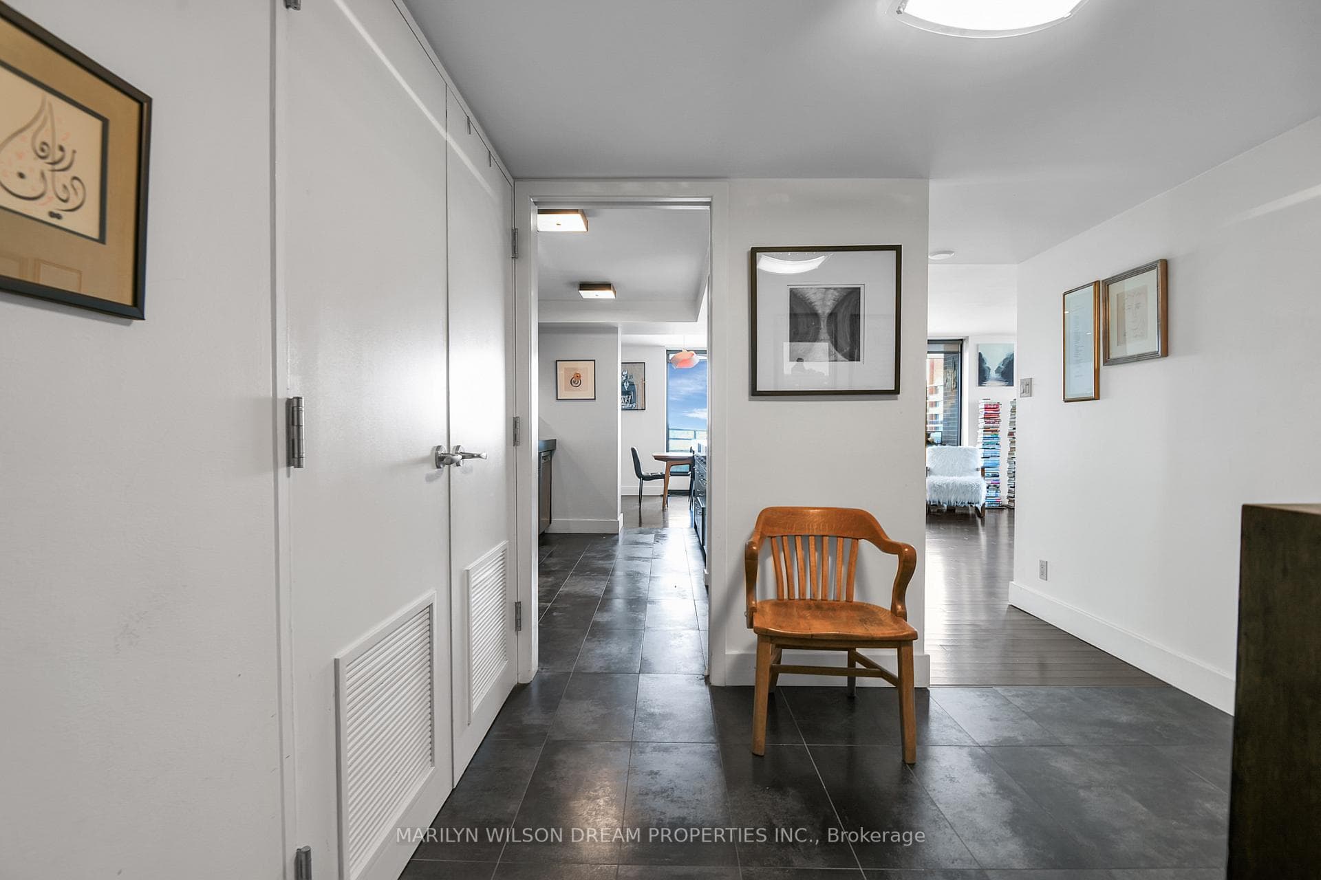 300 Queen Elizabeth Drive Unit 8D photo 5