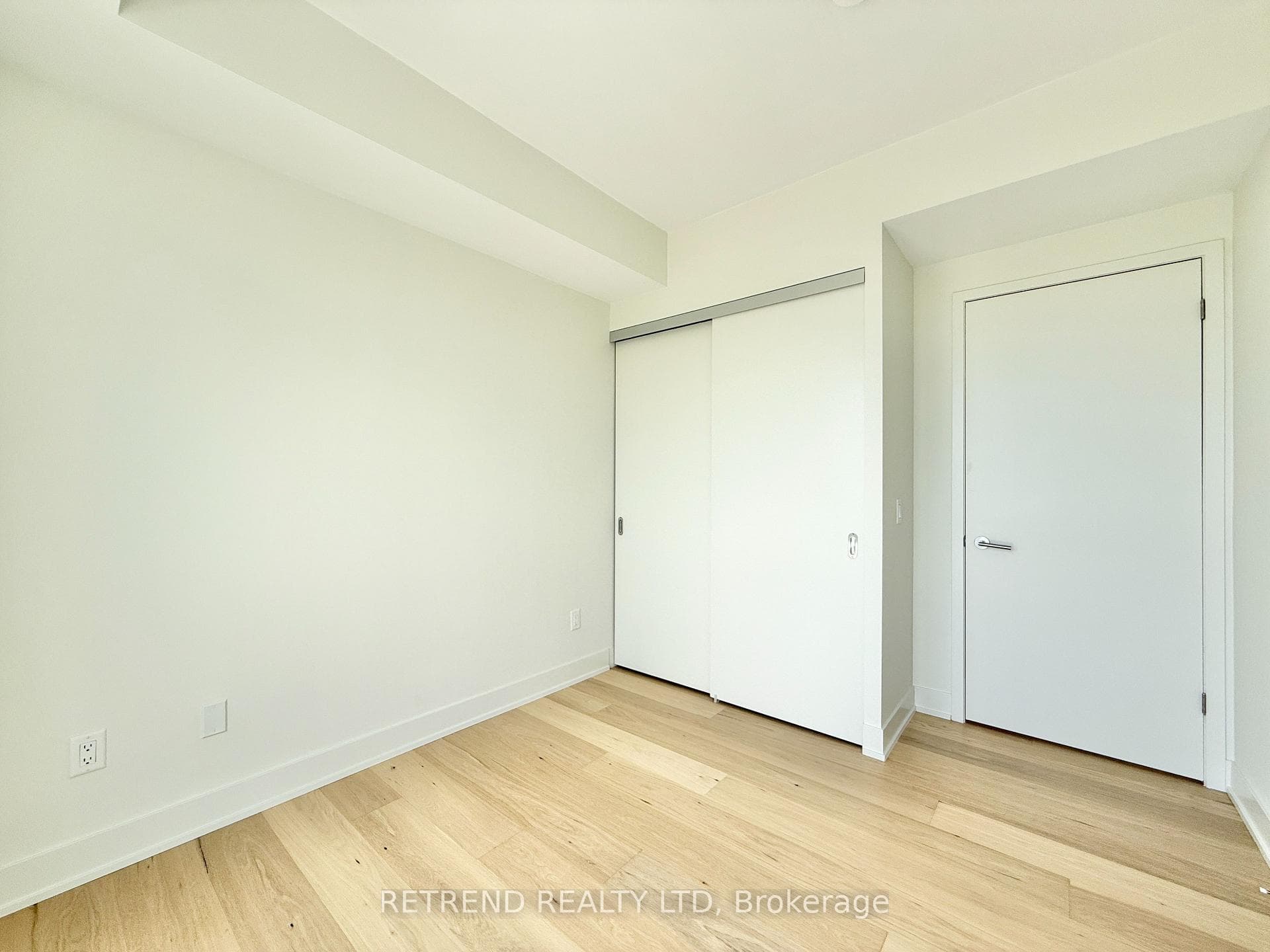 322 Dupont Street Unit 1003 photo 12