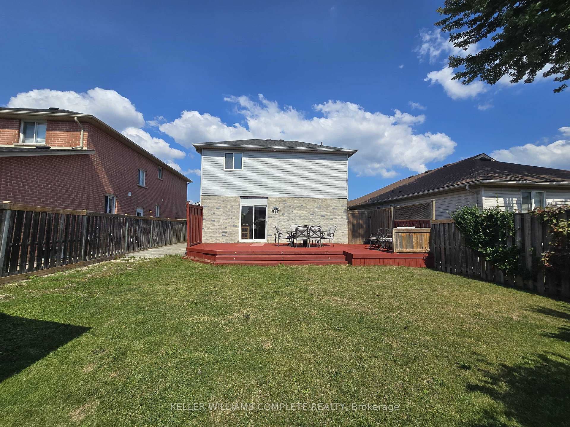 24 Gershwin Court photo 29