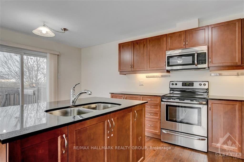 755 MALOJA Way photo 14