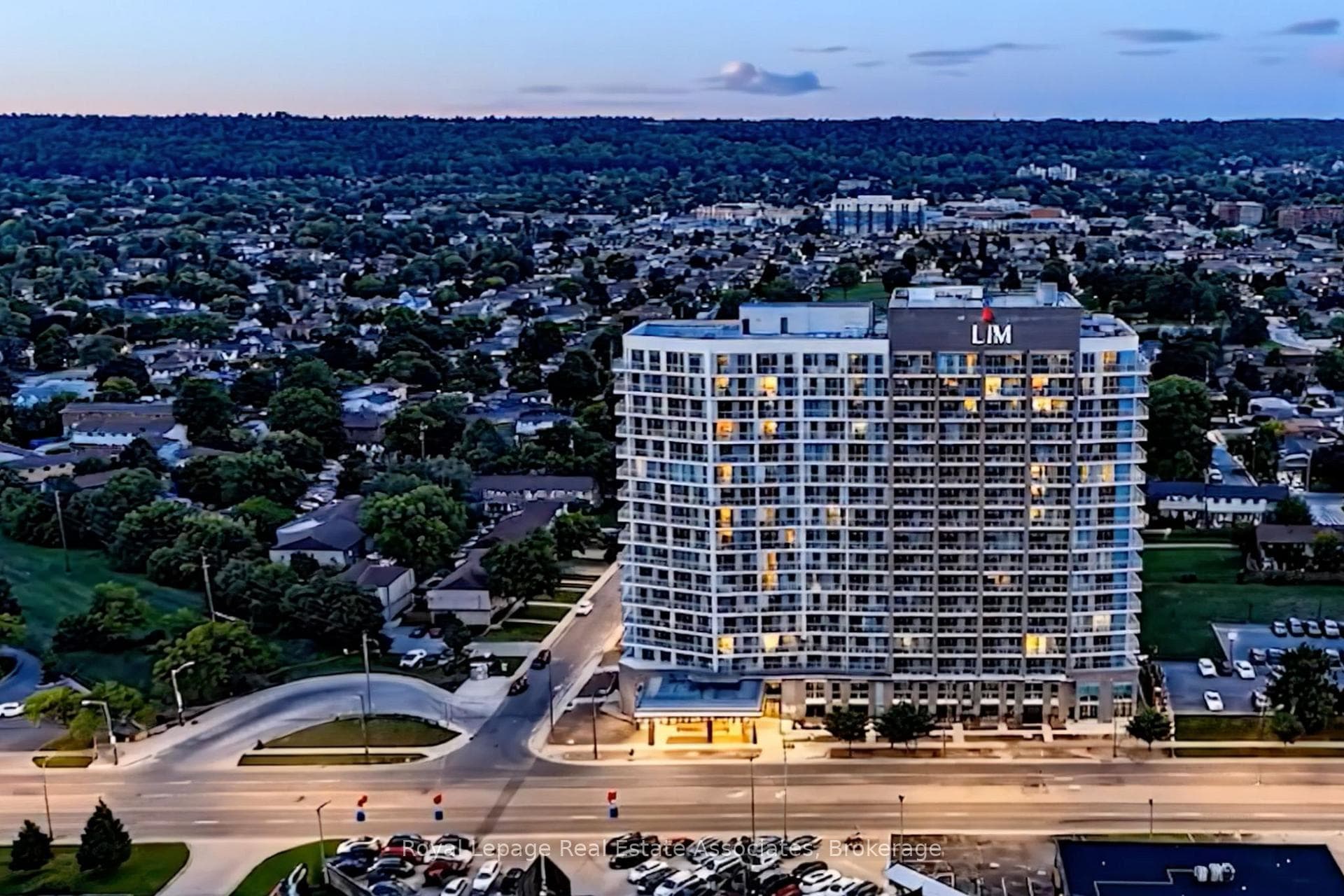 2782 Barton St. E. Unit 1218