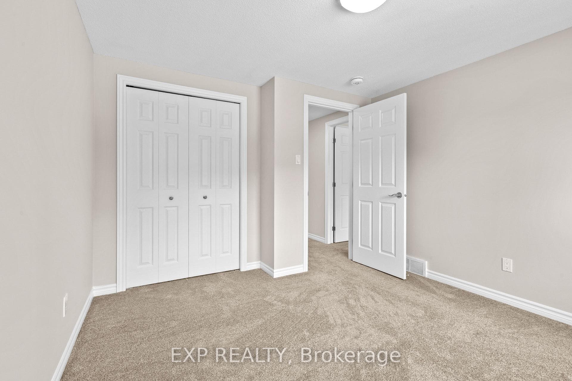 869 Maryland Avenue photo 21