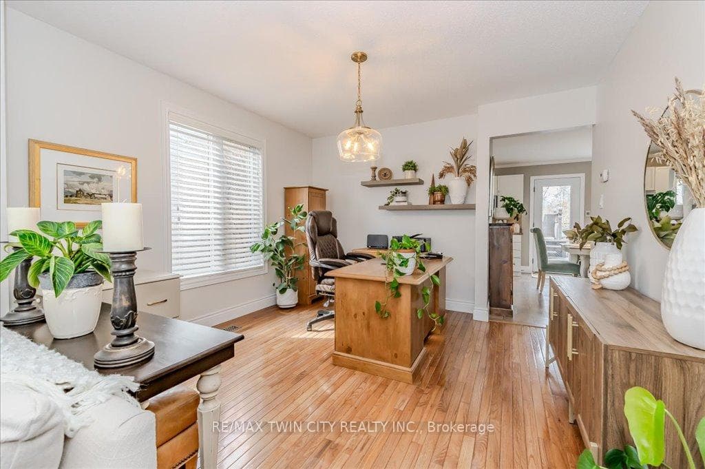 7 Alona Avenue photo 8