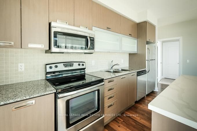 90 Stadium Road Unit 1102 photo 7