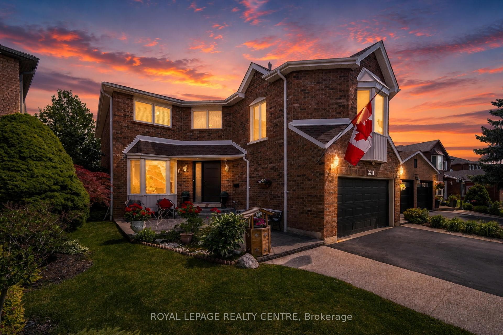 3211 Dovetail Mews photo 44