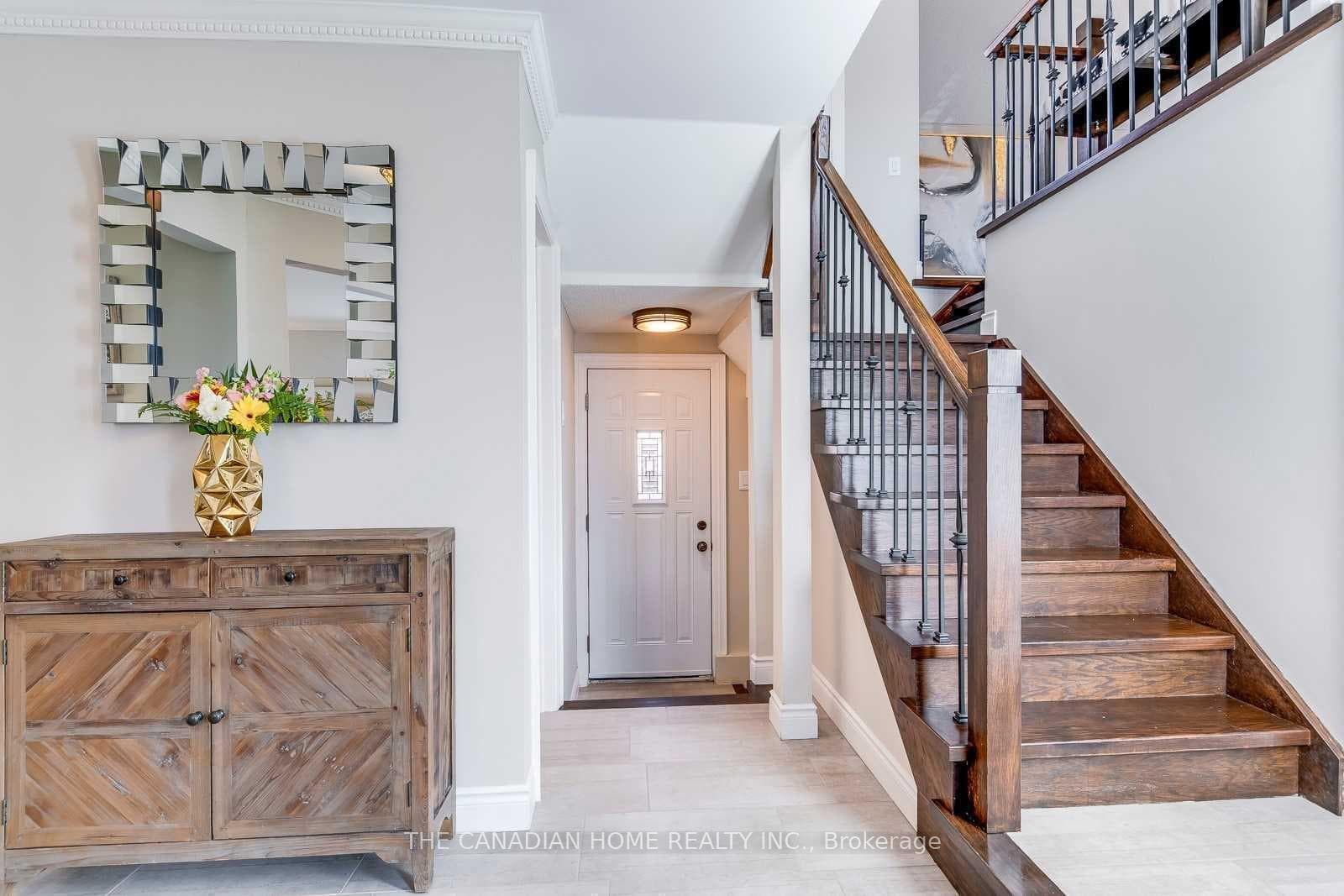 4147 Credit Pointe Drive photo 5