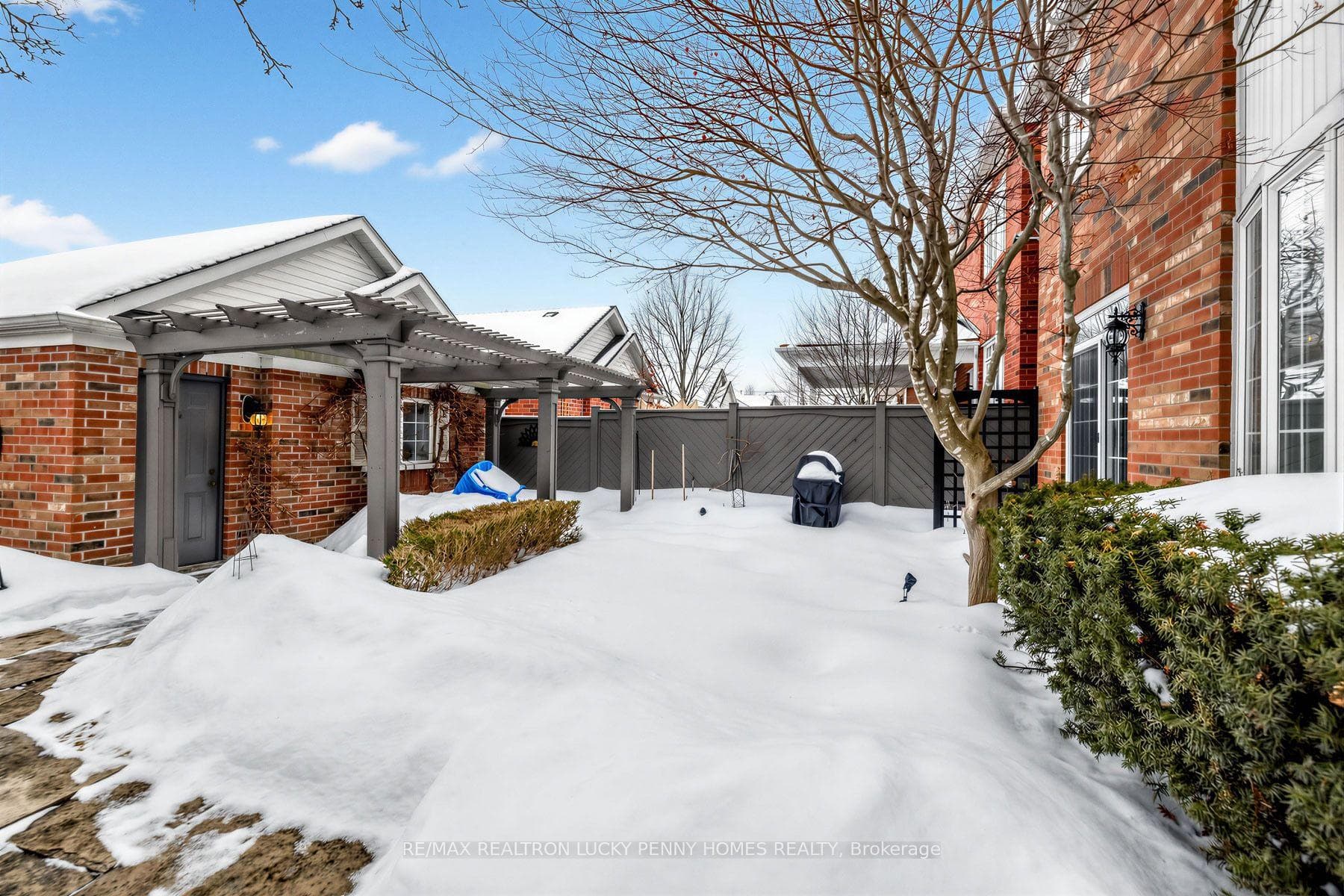 29 Cornell Common Road photo 46
