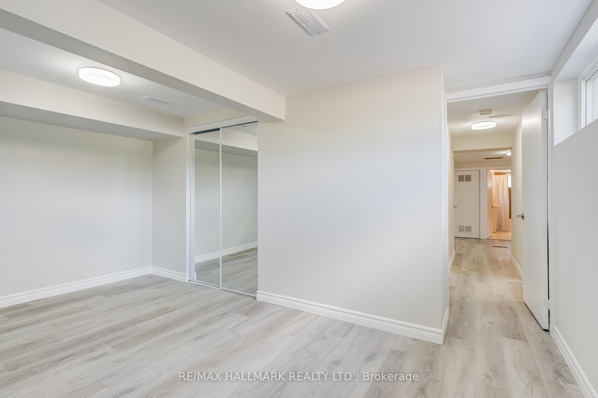 366 Wildwood Drive photo 25