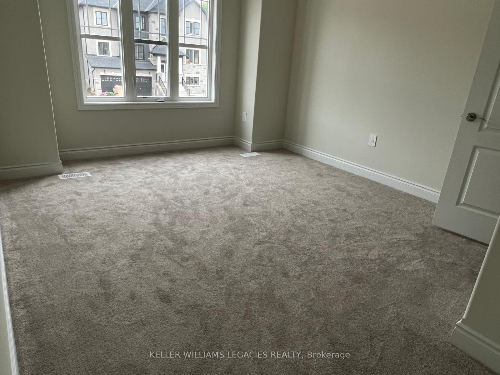 3048 Sierra Drive photo 15