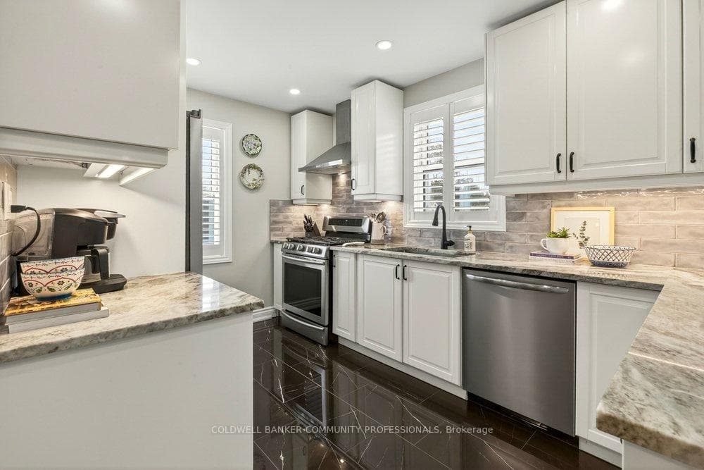 237 East 32nd Street photo 8