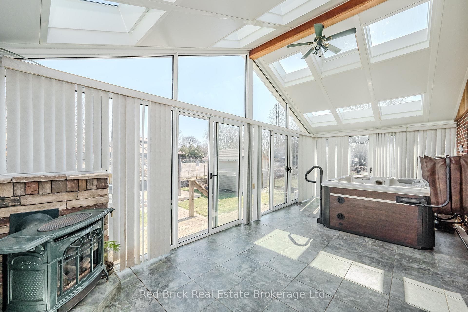 267 Metcalfe Street photo 22